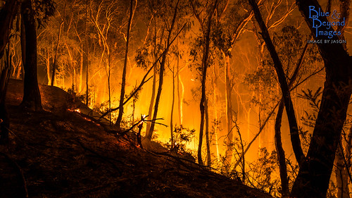 nightphotography night landscape fire bush country australia nsw bushfire lithgow landscapephotography 2013 jasonbruth stateminefire stateminefire2013 brownsgaproad