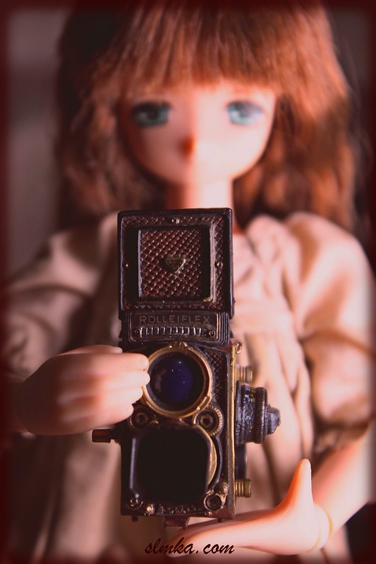 Mia & Vintage Camera