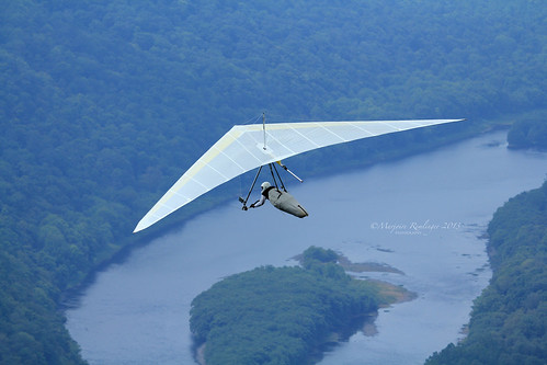 statepark blue cliff river outdoors pennsylvania scenic overcast extremesports glider mountian hangglider susquehannariver thermals hanggliding northbend clintoncounty canon100400mm hynerviewstatepark canoneos60d chapmantownship