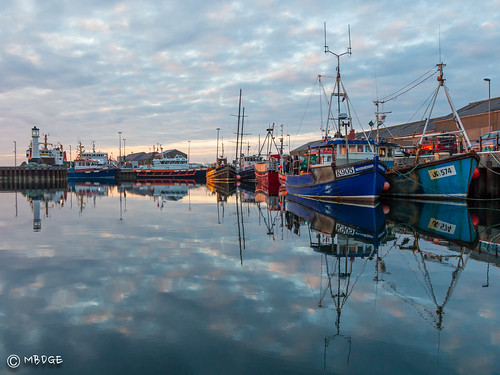 sunset sea sky cloud reflection water canon scotland pier boat fishing orkney harbour kirkwall 650d