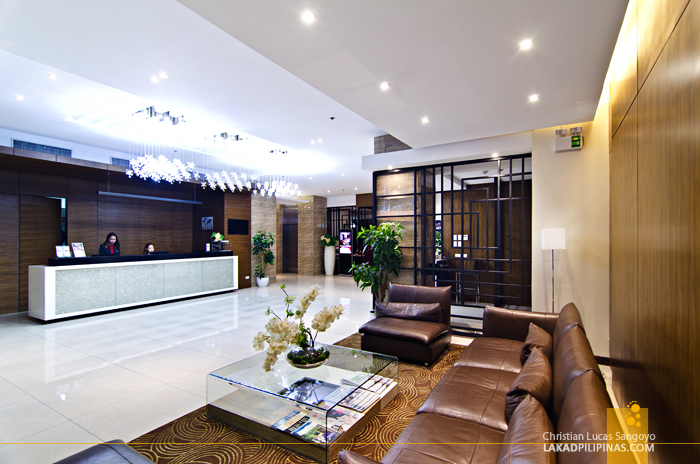 Brentwood Suites Lobby