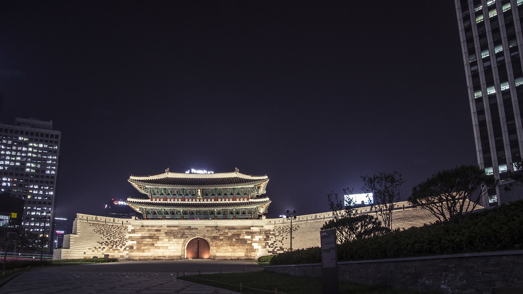 The SungRye Gate at Night