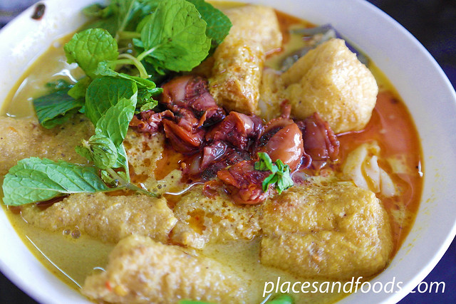 168 pudu curry mee