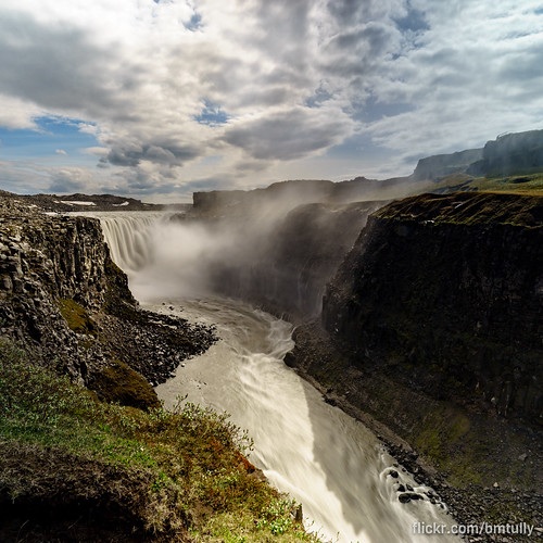 longexposure travel sky mountain mountains nature water beautiful grass clouds river square is waterfall iceland spring rocks waves outdoor sony himmel wideangle cliffs rapids stunning northeast dettifoss ringroad 2016 a7ii sonya7ii