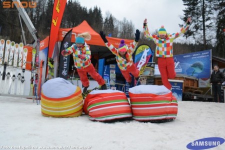 SNOW tour 2013/14: Karolinka - skicross a Viki Cabadaj