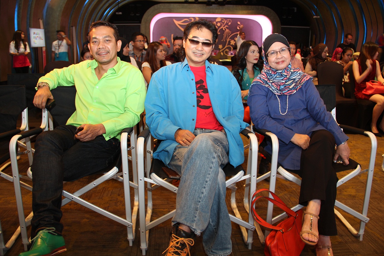 Dari Kiri, Dato' Rosyam Nor, Azmeer, Fatimah Abu Bakar Antara Speaker Untuk Bengkel Dfkl Pada 20 &Amp; 21