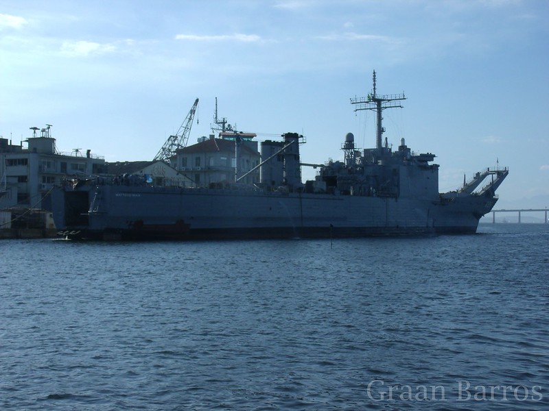 NDCC G-28 Mattoso Maia ex-USS Cayuga (LST-1186)