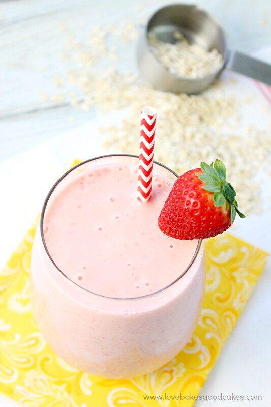 Strawberry Banana Oatmeal Smoothie in a glass close up.