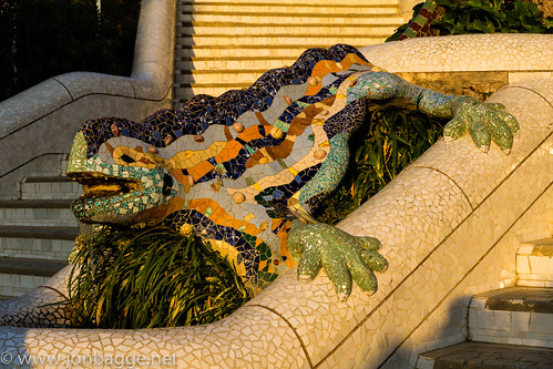 barcelona park sunrise dawn dragon mosaic stairway gaudi guell antonigaudi canoneos60d dragonstairway jonbagge