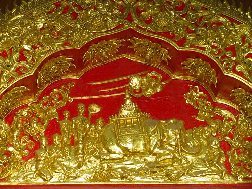 Representación del elefante que cargaba Buda  y falleció en la cima del Doi Suthep