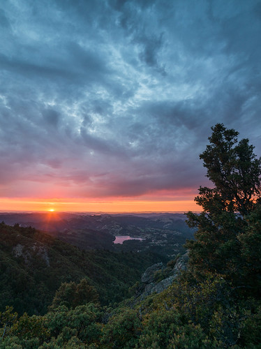 california ca longexposure sunset nature northerncalifornia night landscape photography photo nikon photograph bayarea handheld mttam mounttamalpais mttamalpais mounttamalpaisstatepark landscapephotography 14mm samyang kevinmacleod 14mmsamyang d800e nikond800e unrangedcom eastpeakmounttamalpais