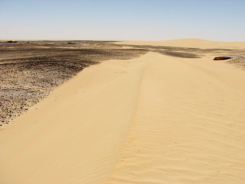 sahara niger desert tenere achegour fulgrite plateauofachegour