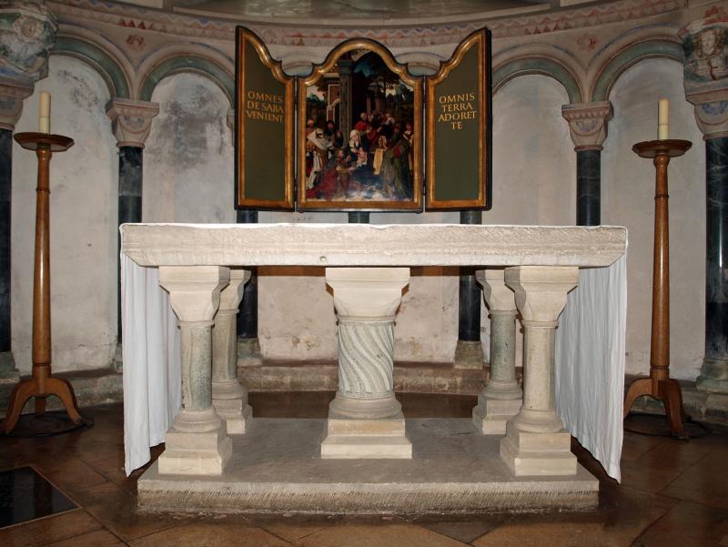 Jesus Chapel altar (1)