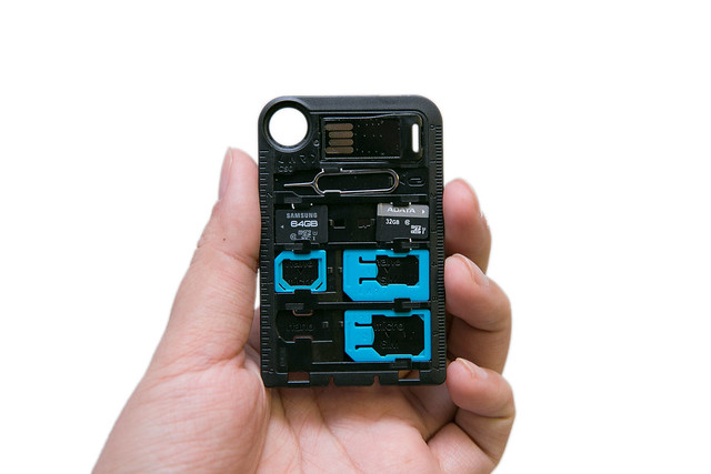 Geek 小物 &#8211; CARD CS0 Pro SIM 轉接卡隨身碟工具組 @3C 達人廖阿輝