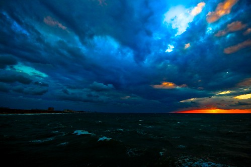 sunset sea beach nature canon israel mediterranean seascapes sigma stormy rough isreal canondslr mediterraneansea stormyweather roughsea hertzelia sigma1020 stormysunset canont3i canonkiss5 stormysunsetroughseahertzeliabeach
