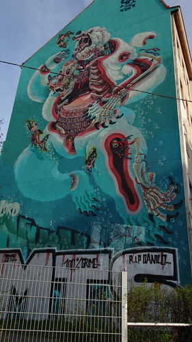Graffiti - Fassade aus dem 21. Jahrhundert nach Christus in Wien 03215