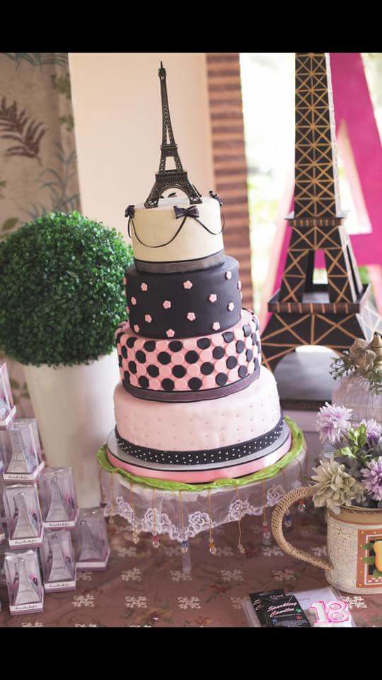 Paris Themed Cake by Girna Balasa Deecee