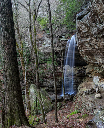 waterfall kentucky ky falls waterfalls rockcastlecounty anglinfalls johnbstephensonmemorialforestsnp