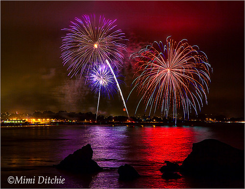 fireworks fourthofjuly 4thofjuly independenceday pismobeach shellbeach fireworksdisplay pismobeachfireworks