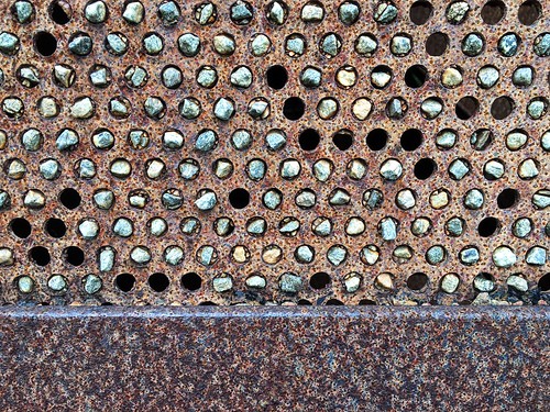 hull holes rust rusty romerheim norge rouille rot plenty fullyfilled random tilfeldigheter creative