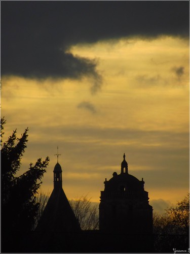 sunset sky france clouds landscape golden town funny king pieces chess queen hour finepix fujifilm checkerboard reine chapelle echecs royale roi dreux chessgame beffroi s2980