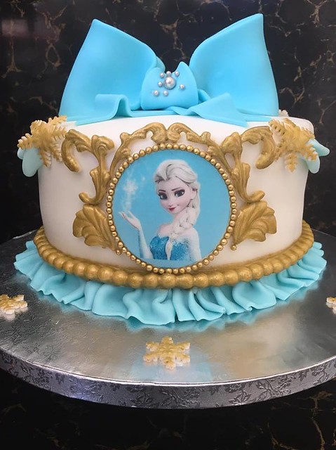 Angelica Magno's Lovely Frozen Themed Cake