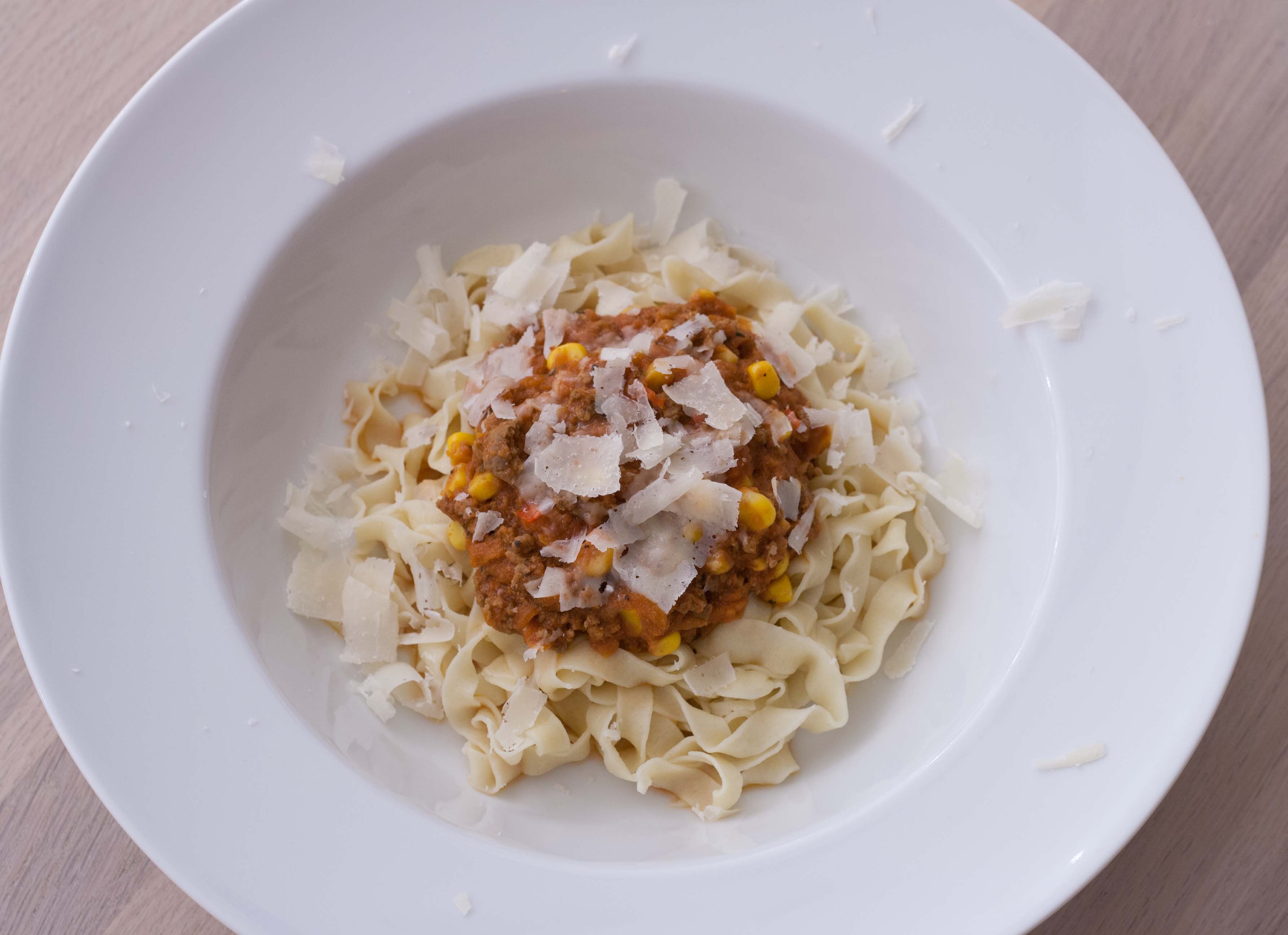  Recipe for homemade Meat Sauce with Chili and Fresh Pasta 