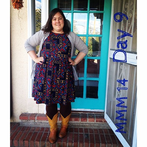 #mmmay14 #memademay day 9! New @colettepatterns #moneta . Two this week! Also me made leggings and my favorite cowboy boots.