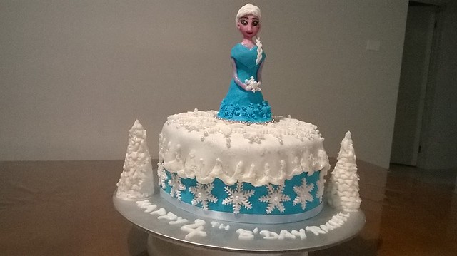 Frozen Cake by Nishani Dewaraja of Nishee Cakes