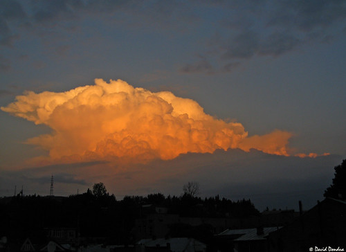 sunset cloud beautiful clouds georgia amazing cumulus tbilisi в cumulonimbus на საქართველო облако congestus закате тбилиси красивое грузия თბილისში მზის ღრუბელი ულამაზესი кучеводождевое ჩასვლისას