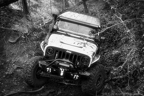 blackandwhite bw oklahoma jeep mud offroad gimp monochromatic dirt processing wheeling jk macomb wrangler jeeping whitewidow reddirtjeeps bigredoffroadpark