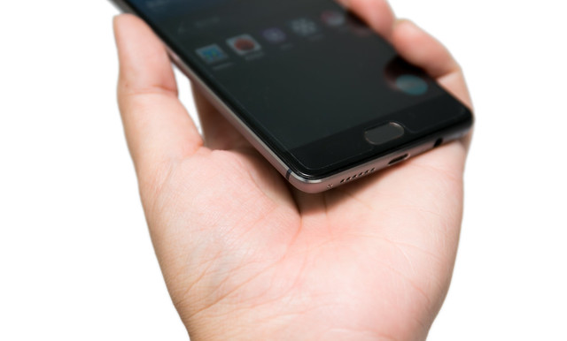 [測評] 帶著金屬手感回歸的獨特旗艦機 OnePlus 3 一加手機三 @3C 達人廖阿輝