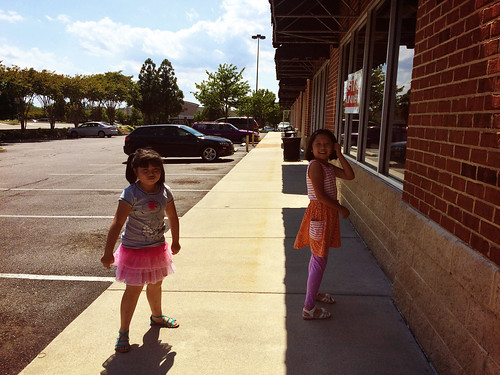 Playtime with the China Wok Girls (May 24 2015)