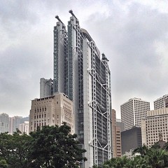 #HSBC Building in #HongKong by #NormanFoster (1985) #architecture #archdaily #iphonesia #arup #instagood #pritzkerprize