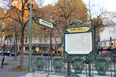Paris - Station de métro Porte d'Auteuil