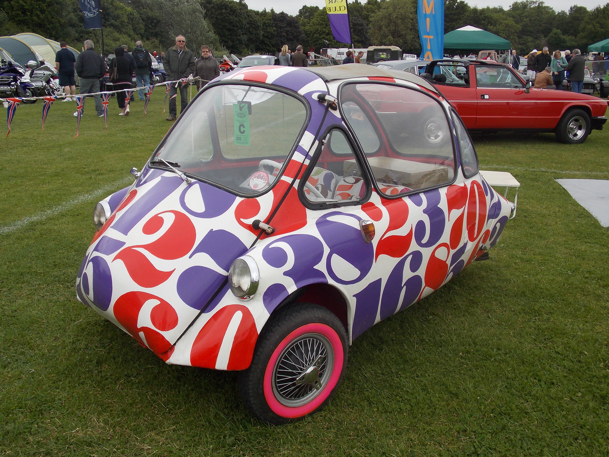 1962 Trojan 200 bubble car stolen from London