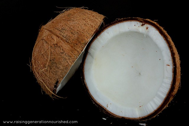DIY Coconut Milk :: No Gums, Fillers, Or Sweeteners