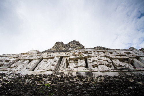 canon ruins pyramid belize mayan jungle 7d xunantunich