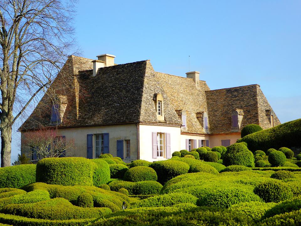Visite du château de Marqueyssac aux célèbres jardins suspendus aux buis sculptés