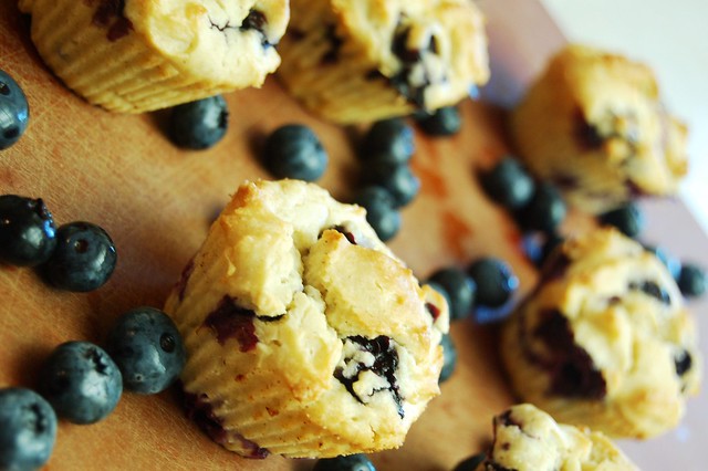 a simple real food recipe :: blueberry overload muffins :: gluten free with other allergen free options