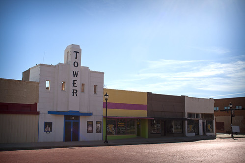tower facade movie mainstreet theater texas lamesa 1950s americana westtexas movietheater lamesatexas