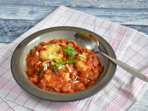 Polenta-Gnocchi mit Tomatensauce (2)