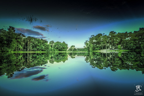 troebersen tristan roebersen 70d eos canon wide photo reflection water tree trees reflections sky skie cloud blue green grass evening view outside land landview scape cool awesome chill nice late dark