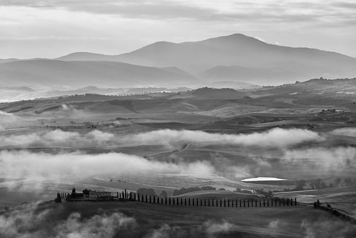 sky mountain nature monochrome clouds landscape valley tuscany valdorcia canon5dsr 5dsr