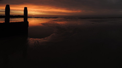 beach sunrise coast worthing groyne