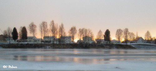 sun sol is december sweden north sverige södergård skellefteåälv isigt