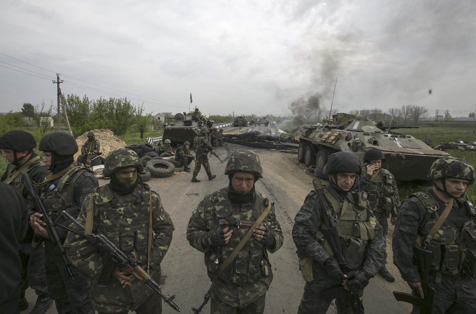 Ucrania destituye al presidente Yanukovich. Rusia anexa la Peninsula de Crimea, separatistas armados atacan en el Este. - Página 25 14064313766_83f234bb0c_h