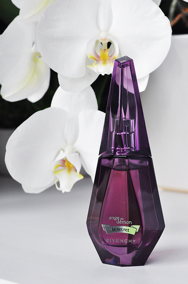 stylelab beauty blog fragrance review Givenchy Ange ou Demon le secret 2a