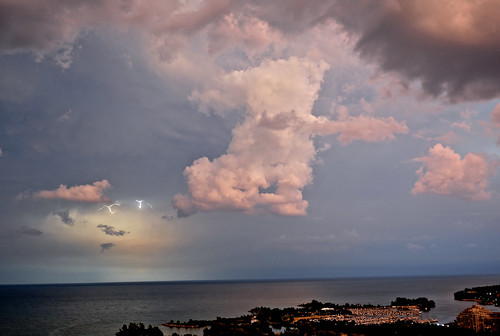 cloud toronto ontario canada thunderstorm nightview lakeontario lightening nikond700