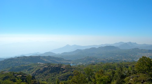 valley mountabu aravalli gurushikhar